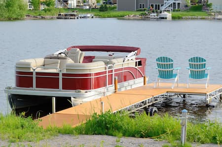 Dock and Marina Cleaning: Protecting Waterfront Structures in Wilmington Thumbnail
